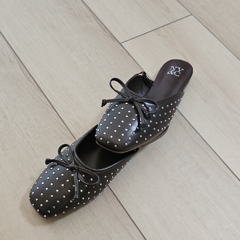 NYC Women's Brown Studded Flats Size 7